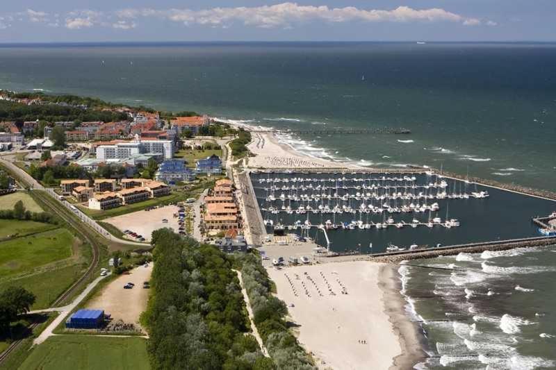 Strandresidenz_Kuehlungsborn_ Villa Exterior photo